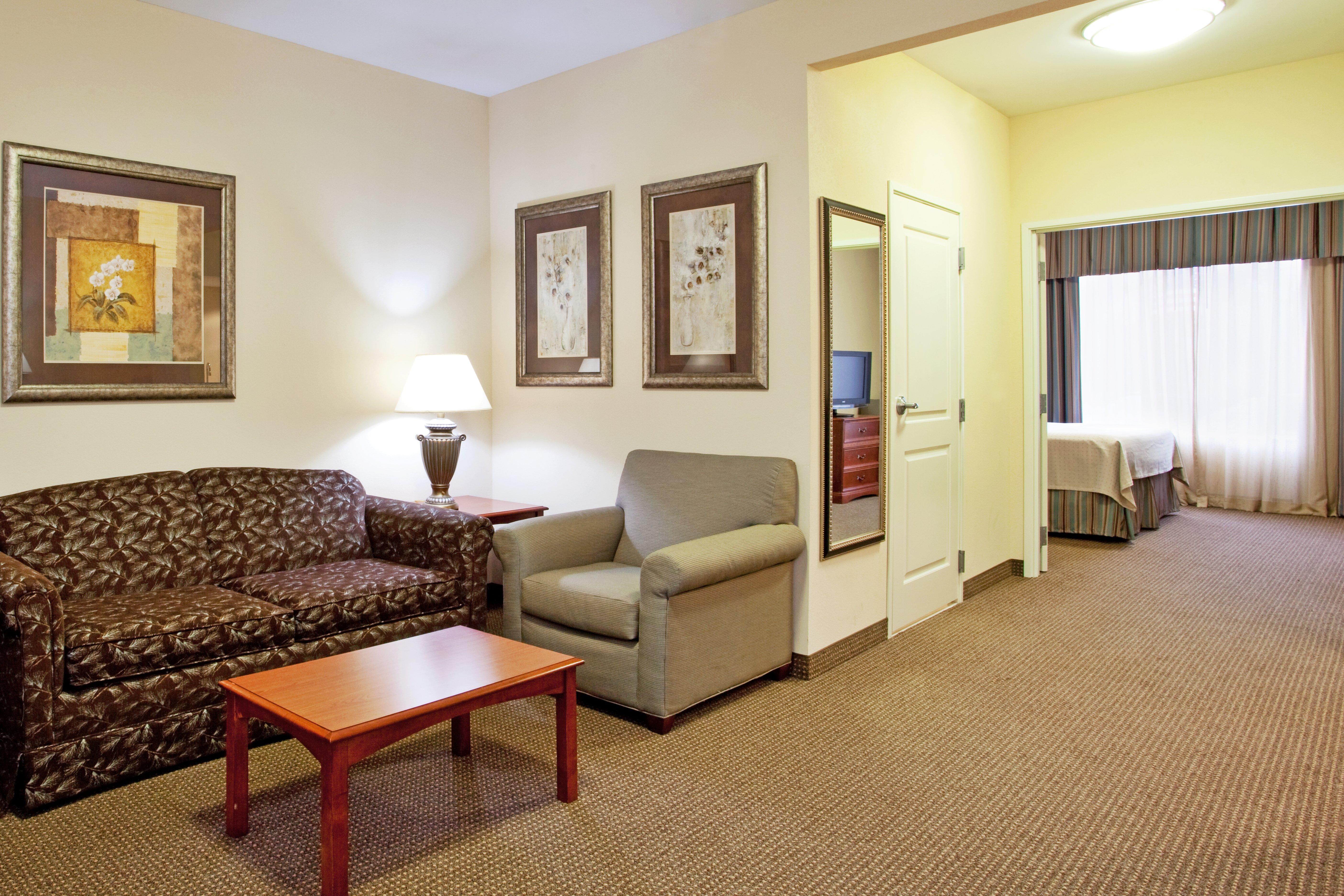 Holiday Inn Hotel & Suites Beckley, An Ihg Hotel Экстерьер фото